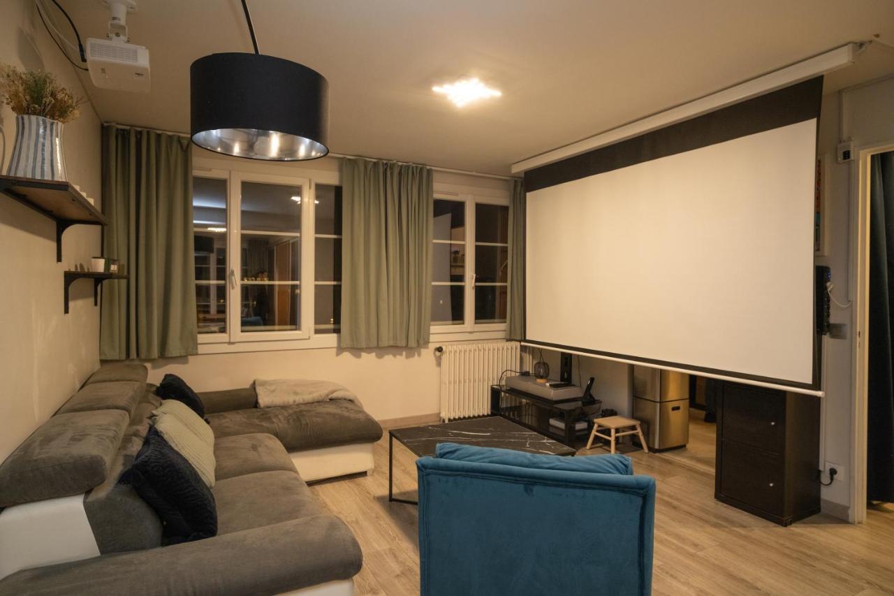 Apartamento Joli T2 Proche Du Metro Avec Vue Tour Eiffel Issy-les-Moulineaux Exterior foto
