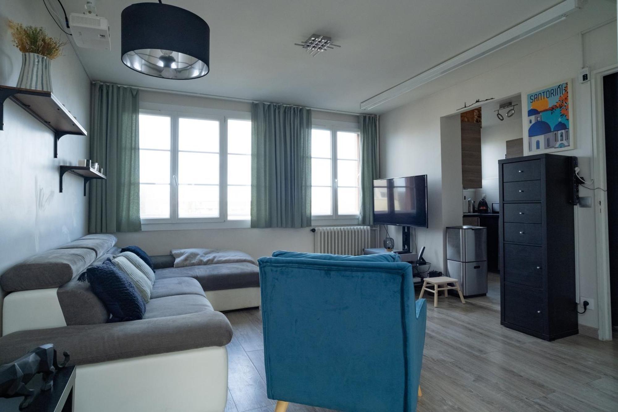 Apartamento Joli T2 Proche Du Metro Avec Vue Tour Eiffel Issy-les-Moulineaux Exterior foto