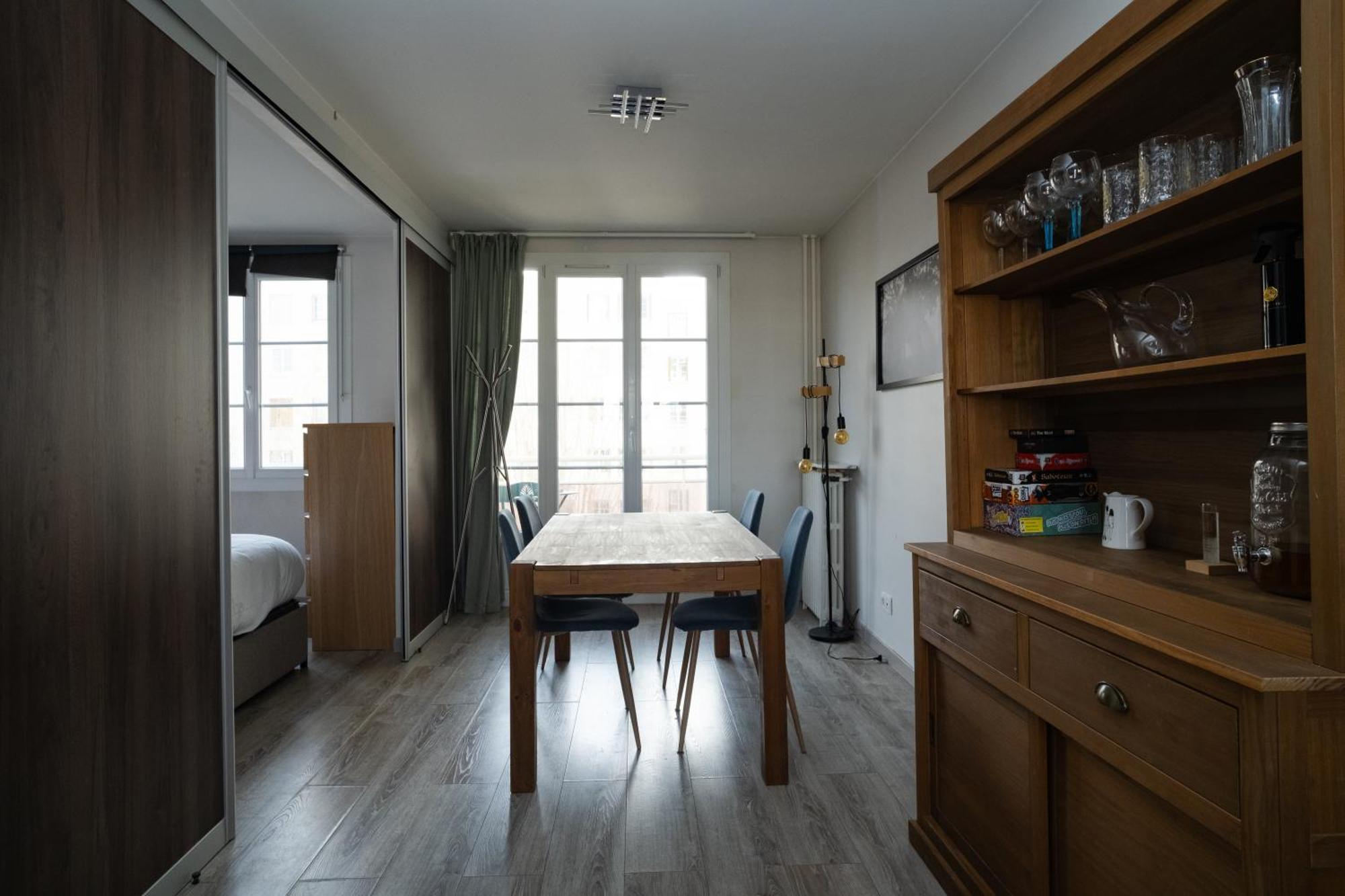 Apartamento Joli T2 Proche Du Metro Avec Vue Tour Eiffel Issy-les-Moulineaux Exterior foto